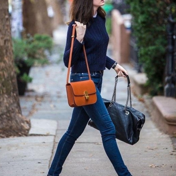 Celine🔥Limited Edition🔥 MEDIUM CLASSIC BOX - Picture 2 of 7